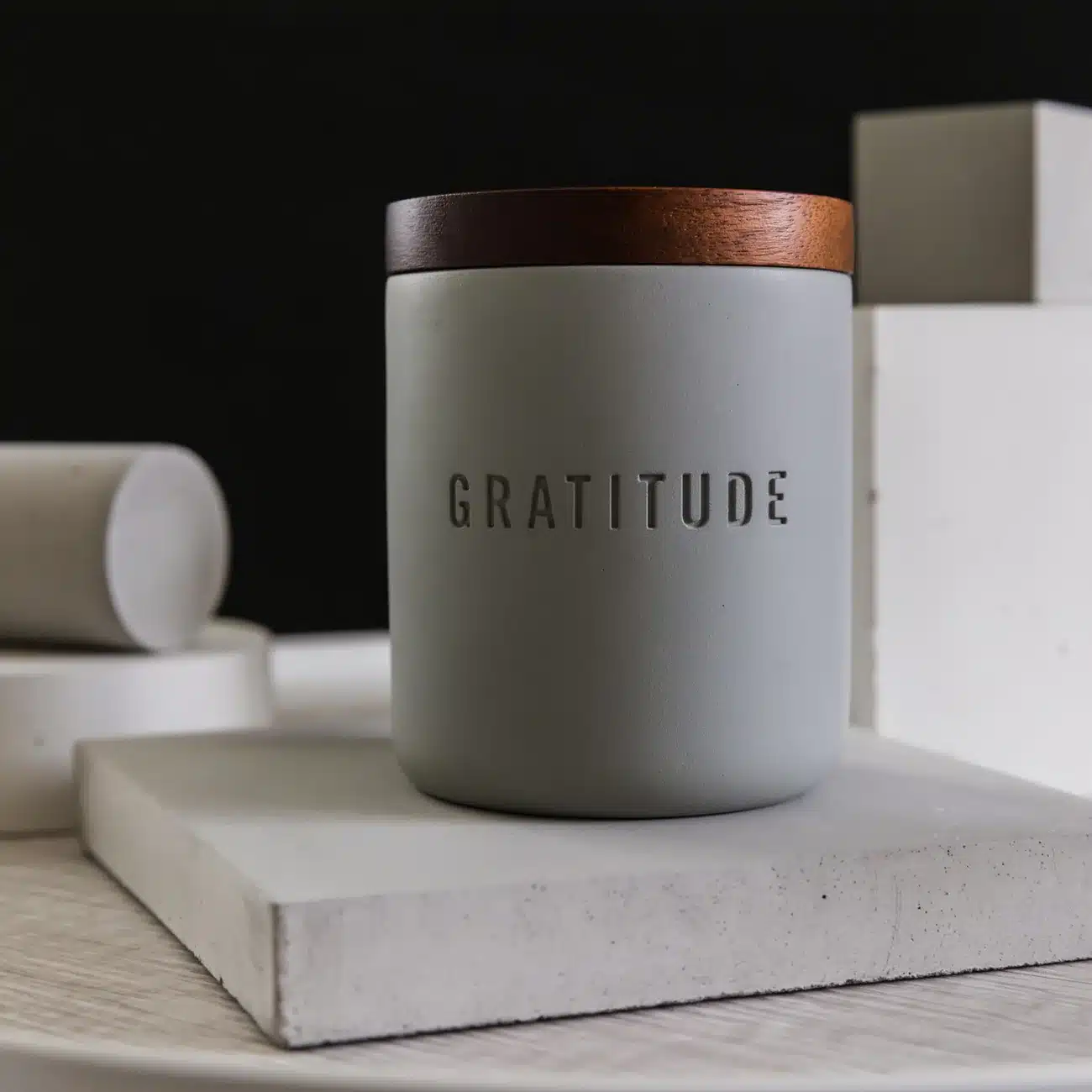 gratitude candle 1 Gratitude candle with cement vessel and wooden lid