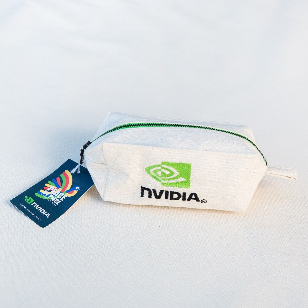 Nvidia dopp bag in canvas Nvidia dopp bag in canvas