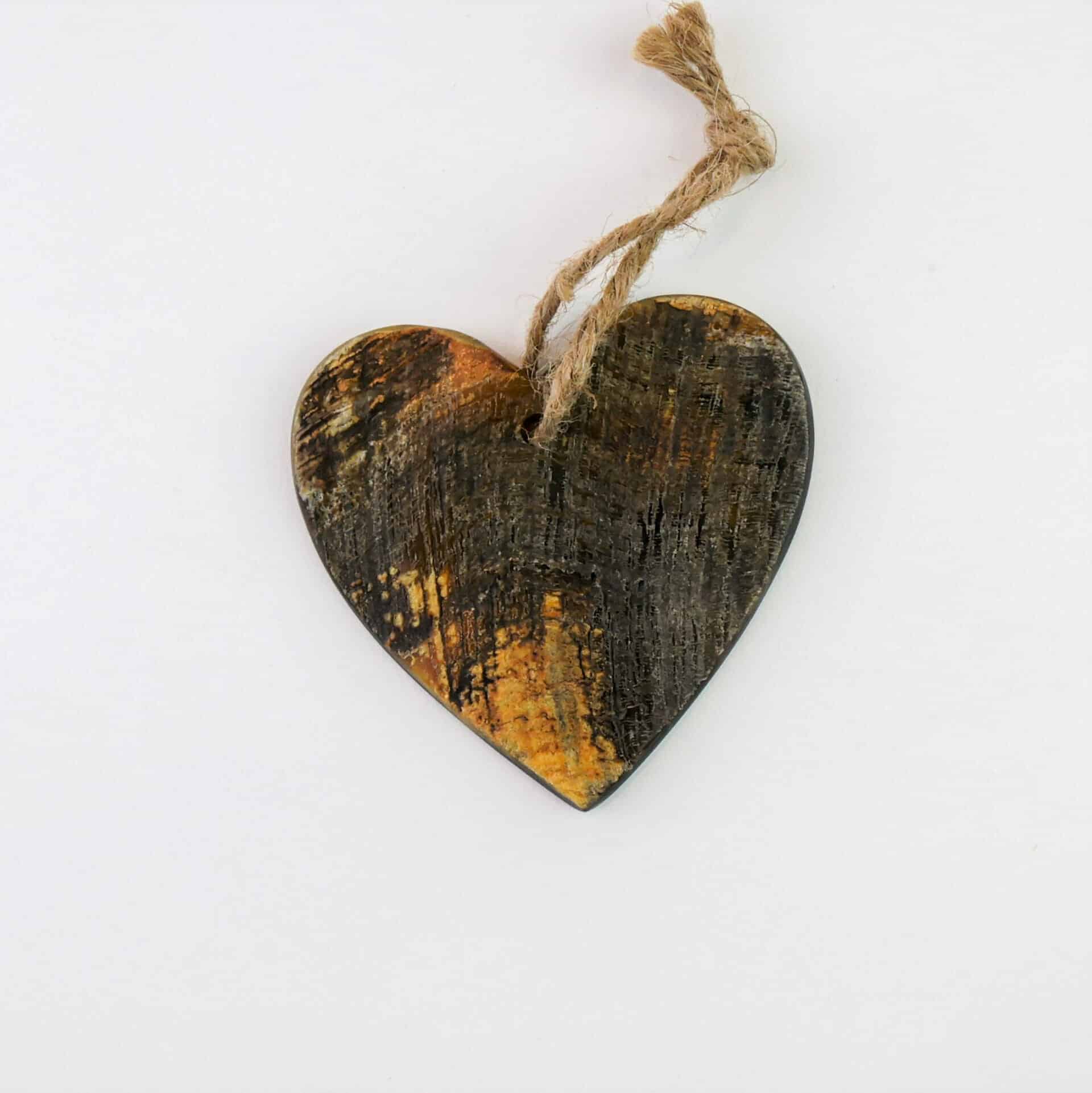 Horn ornament in the shape of a heart Horn ornament in the shape of a heart